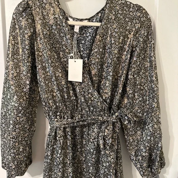 NWT Lauren Conrad Shimmery Floral Maxi Dress with Tie Waist. - Picture 4 of 7